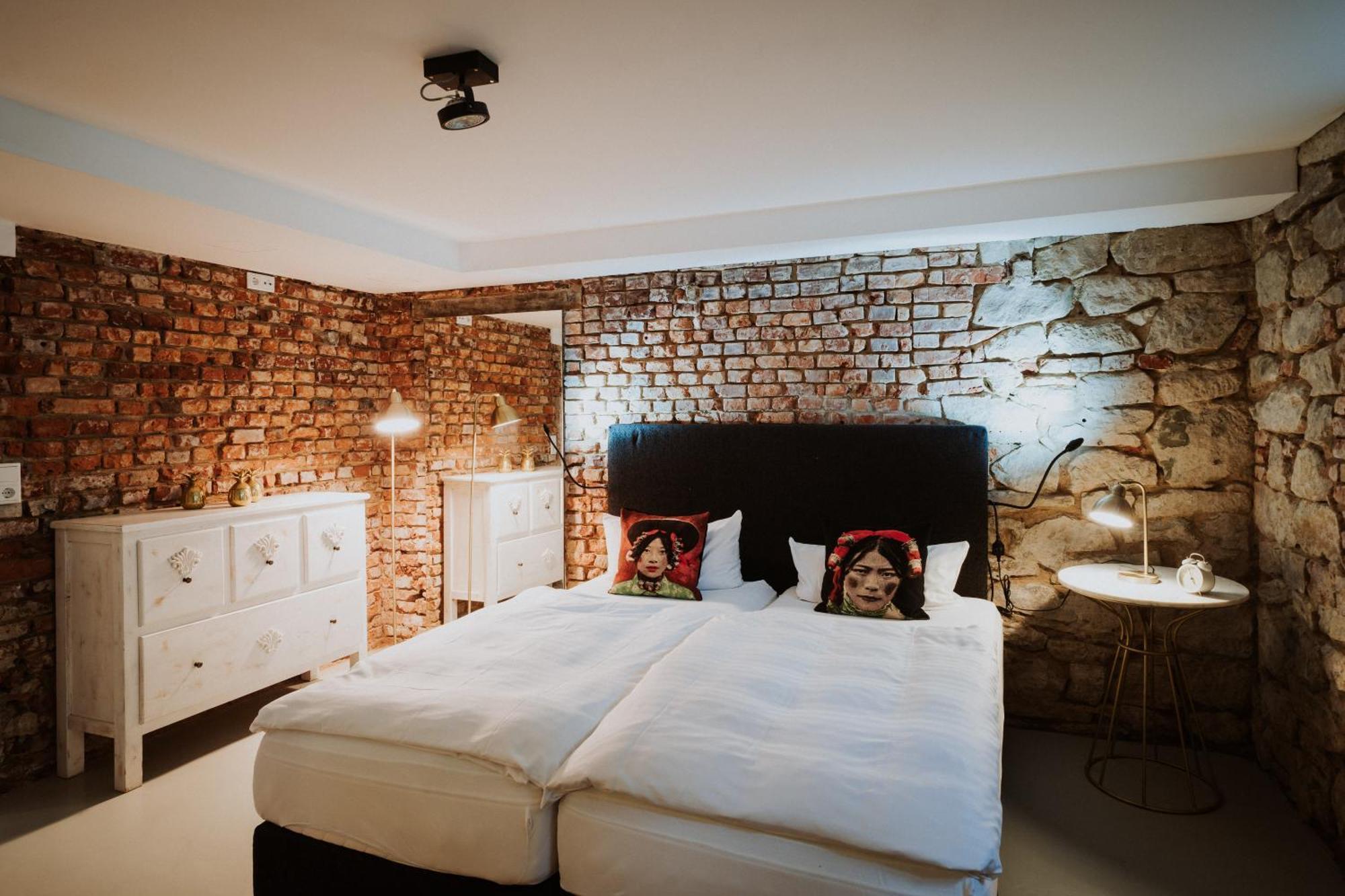 Antik-Hotel Eichenhof Бад-Зальцуфлен Екстер'єр фото